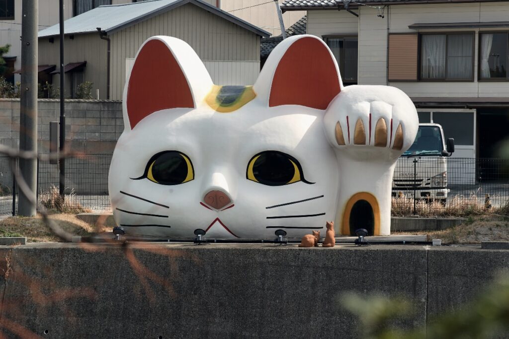 Tokoname Manekineko