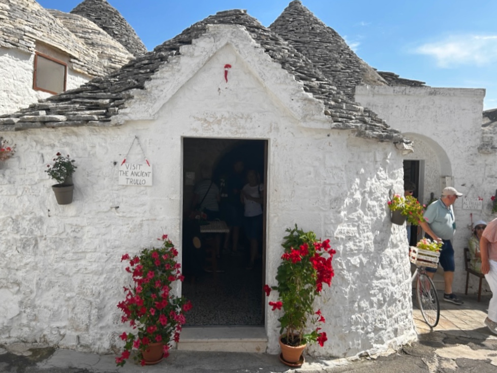 Alberobello Ancient Trullo