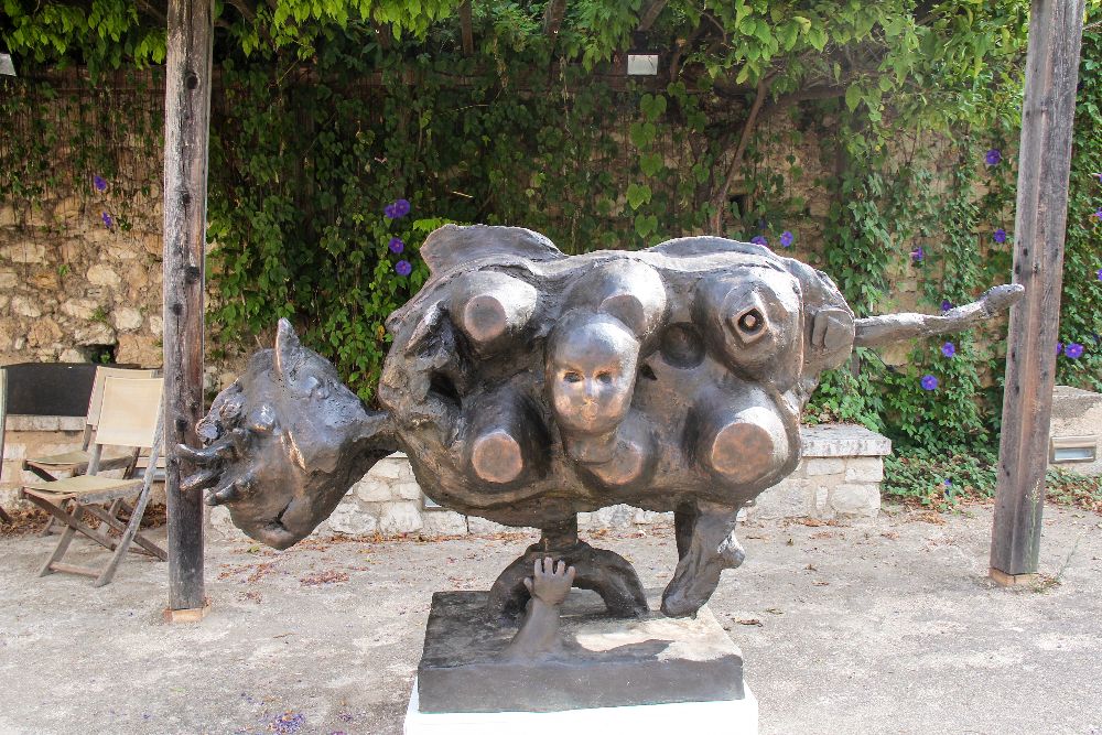 Saint-Paul-de-Vence sculpture