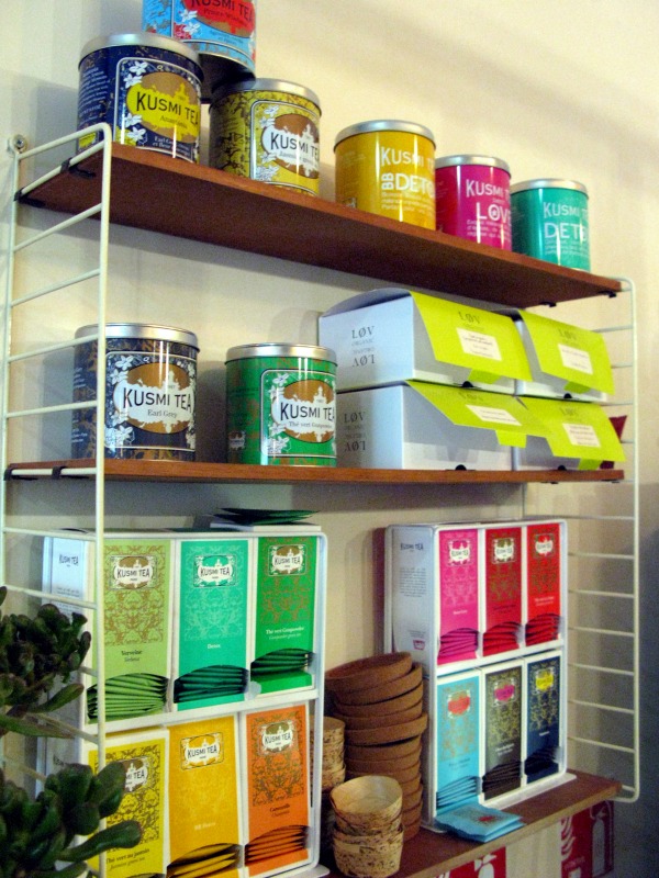 kusmi tea display