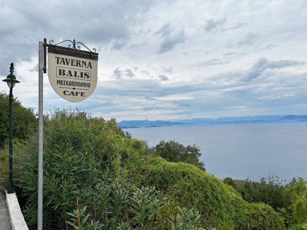 Chlomos Taverna Balis