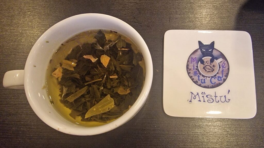 Cafe Mistu tea